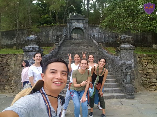 Hue City Group Tour- Deluxe Group Tour- Hoi- An Private Taxi