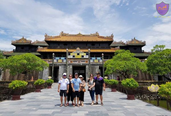 Hue City Group Tour- Deluxe Group Tour- Hoi- An Private Taxi