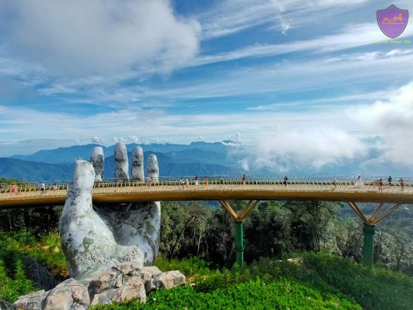 Da Nang to Ba Na Hills- Golden Bridge- Hoi An Private Taxi