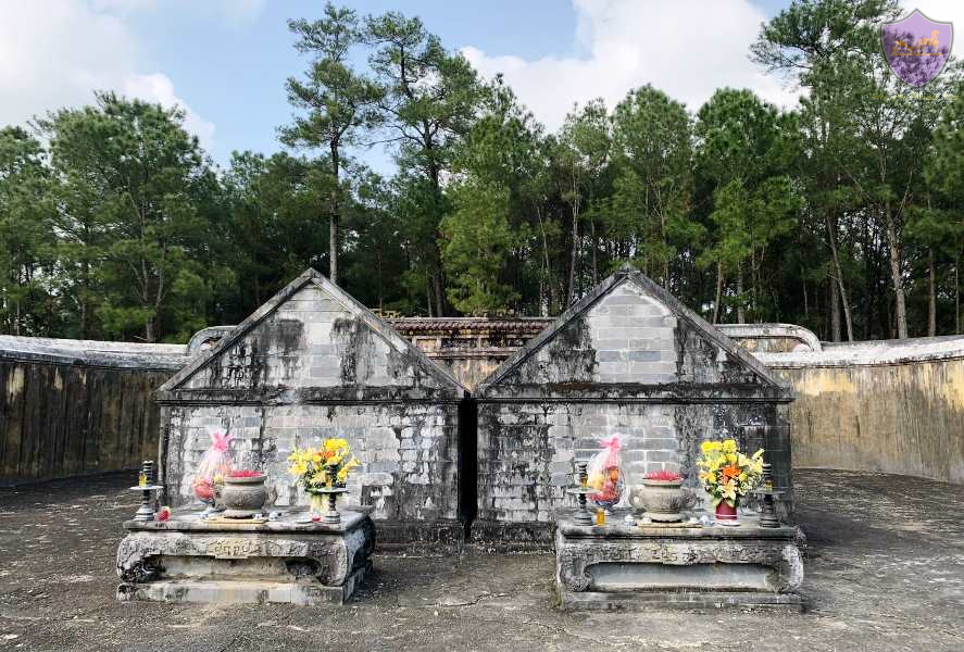 Gia Long Tomb- Hoi An Private Taxi
