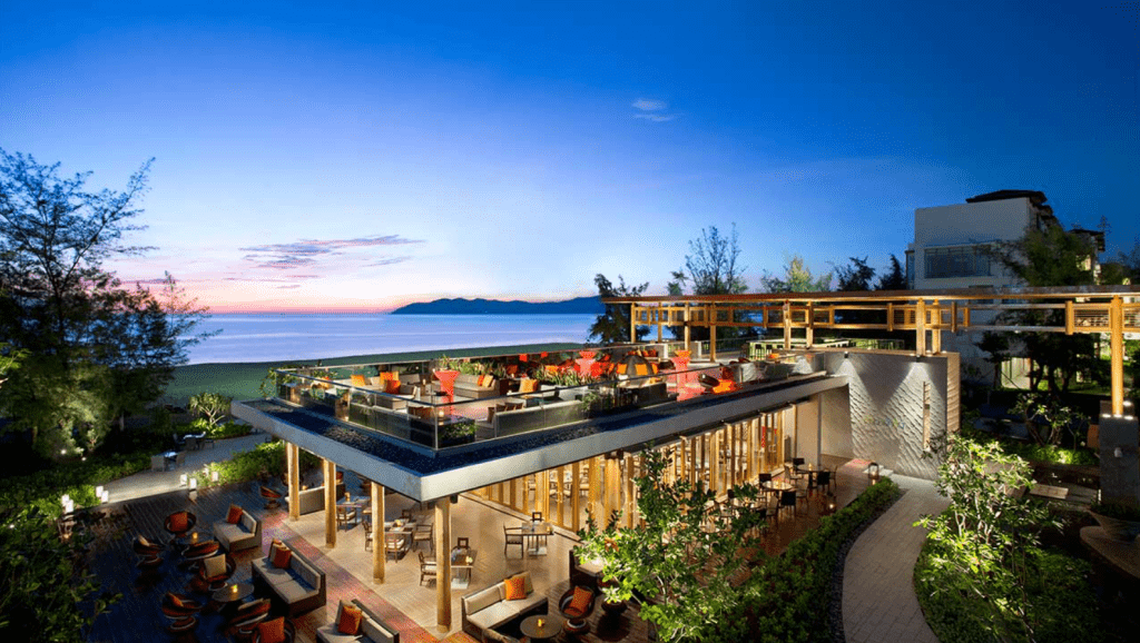 Danang airport to laguna lang co- Hoi an private taxi