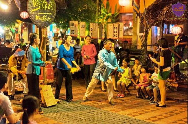 Hoi An Night Tour- Hoi An Private Taxi