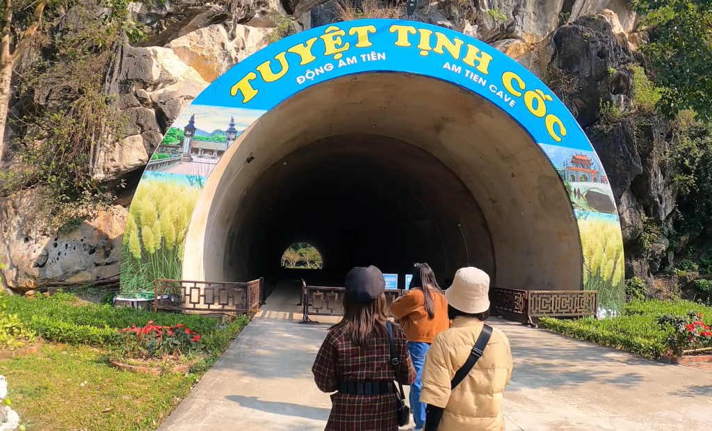 capital of Vietnam-Hoi An Private Taxi