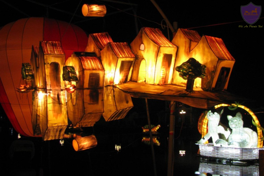 Hoi An Lantern Market - Culture Pham Travel