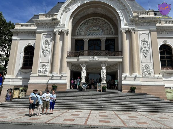 Saigon Tour From Phu My Port-Hoi An Private Taxi