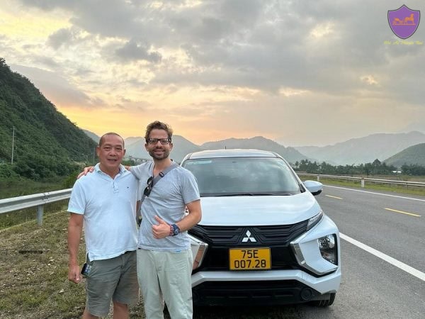Hue To La Vang Holy Land Private Car-Hoi An Private Taxi