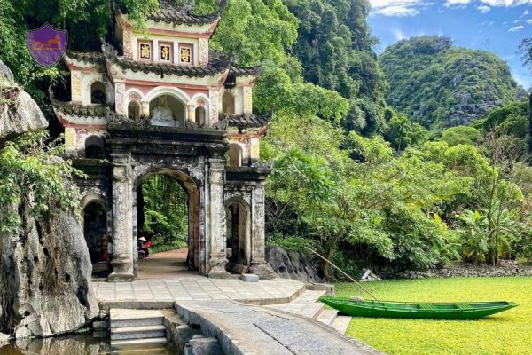 Sapa To Ninh Binh By Car - Hoi An Private Taxi